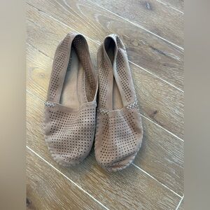 Adam Tucker by me Too tan leather perforated flats. No size, measures 10”x3.5”